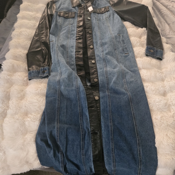 Fashion Nova Blue Denim Jacket with Black Sleeves - Picture 3 of 5